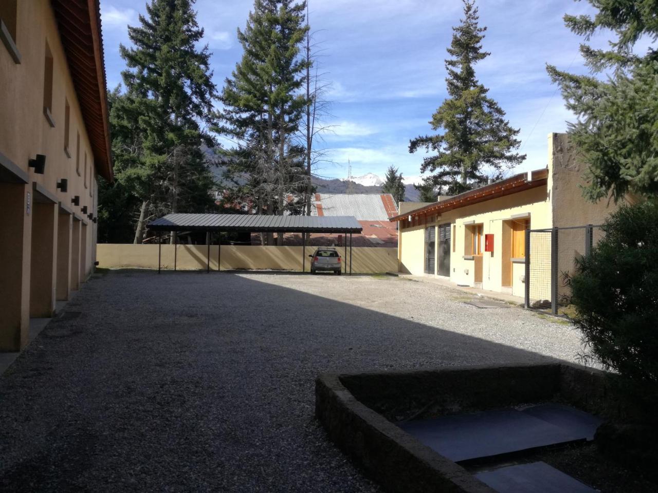 Hosteria Aca Al Sur Villa La Angostura Exterior photo